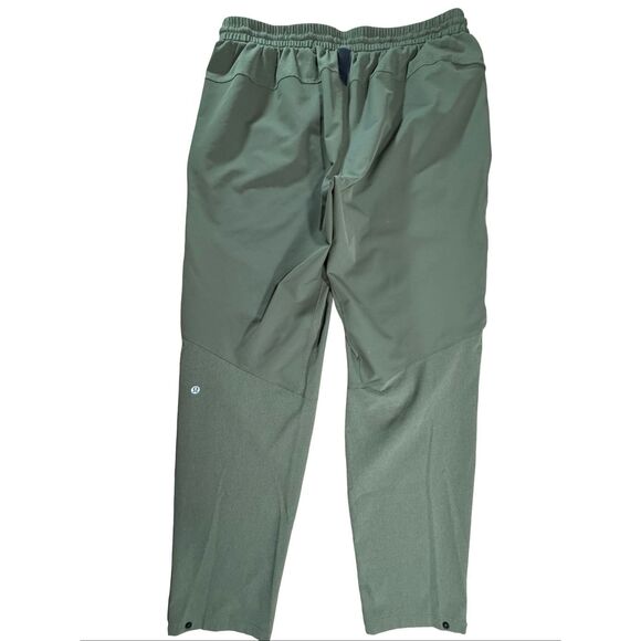 Lululemon License to Train Pant Men's XL  Green Jogger Snap Cuff - Picture 1 of 7